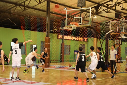 永利yl65335集团2019年职工篮球角逐拉开战幕