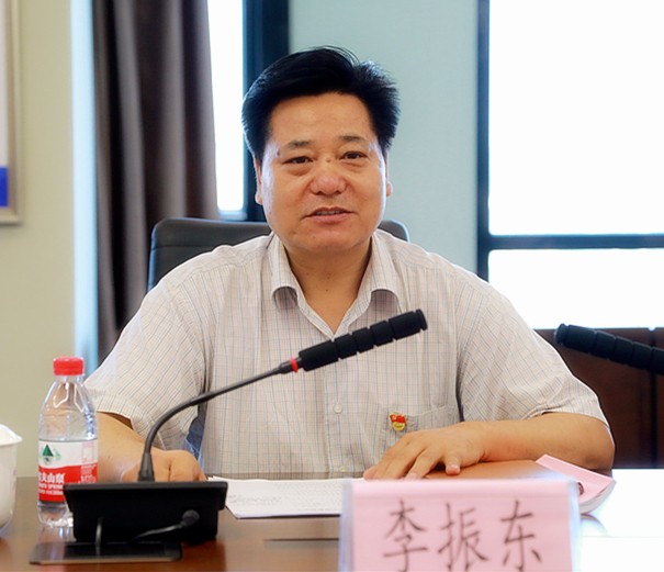 永利yl65335集团召开向导班子“不忘初心、切记使命”专题民主生涯会