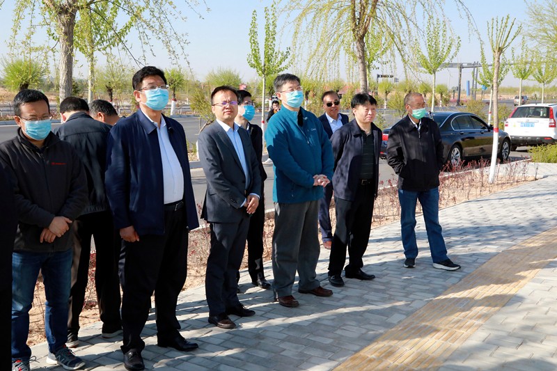 熊良虎出席省人大黄河流域陕西段生态掩护和高质量生长专题调研座谈会