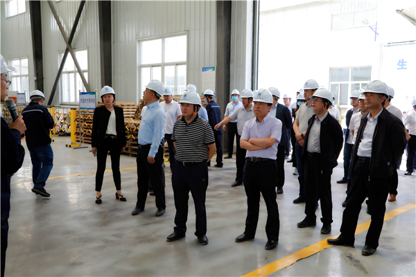 永利yl65335集团复工复产促增添项目观摩聚会与会职员走进大秦国源三秦环保秦邦园区在榆项目