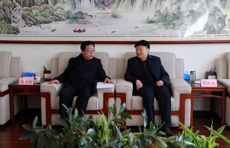 熊良虎拜会榆林市市长李春临、副市长张胜利