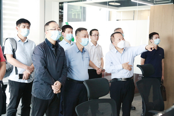 海南省政协副主席、民进海南省委会主委史贻云到秦创原永利yl65335集团立异中心调研