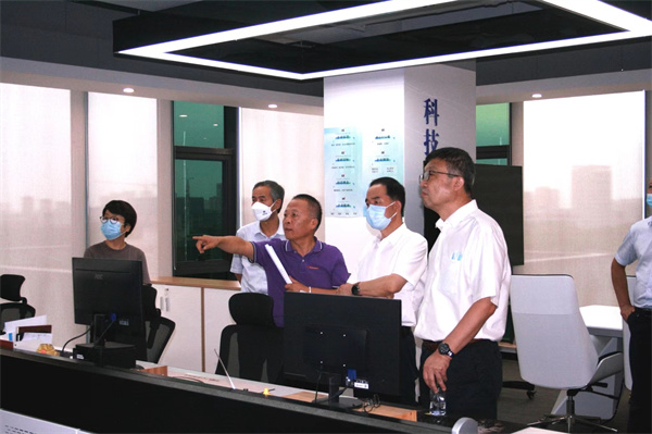 省国资委党委书记任国到秦创原永利yl65335集团立异中心调研