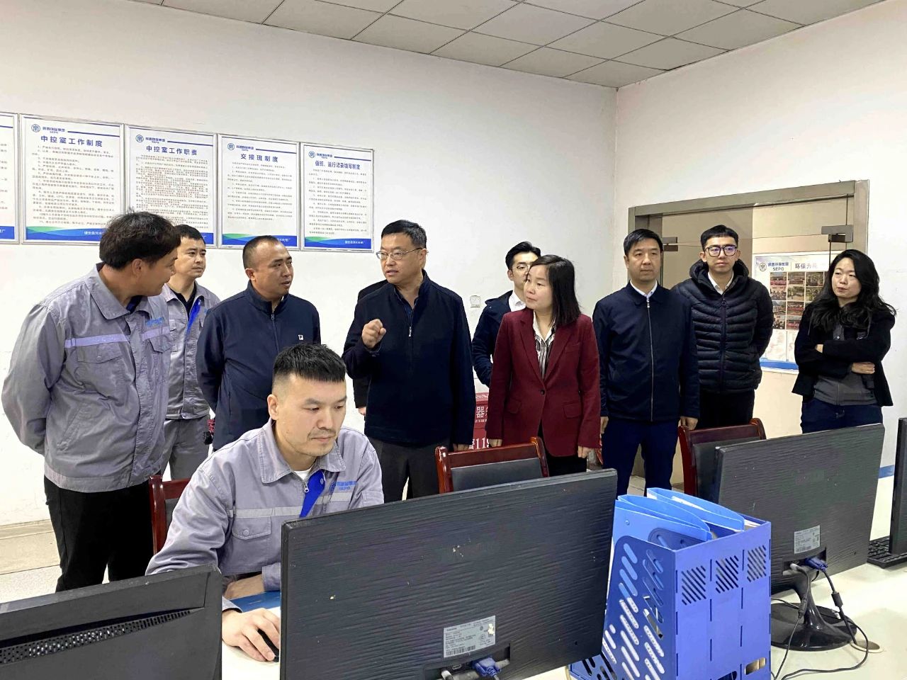 宋世杰赴水情形公司、鼎丰矿业公司项目一线调研